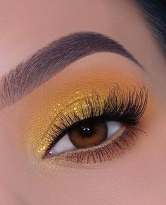 Yellow Eye Makeup, Yellow Makeup, Yellow Eyeshadow, Cute Eye Makeup, Eye Makeup Pictures, Eye Makeup Designs