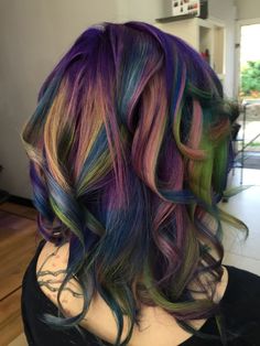 ‍♀️ Wavy Wonderful: Bob Haircuts with Hair Color for Wavy Hair Multi Dimensional Dramatic Hair, Dramatic Multi Dimensional Hair Color, Multi Tone Hair, Multi Tone Hair Color, Halloween Hair Color Ideas, Halloween Hair Color, Oil Slick Hair, Hidden Hair Color, Wild Hair Color