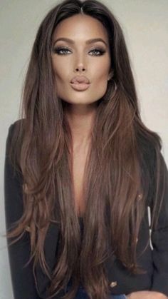 Copper Brunette Hair Golden Brown, Rambut Brunette, Beautiful Makeup, Brunettes, Hair Dos, Brunette Hair Color, Ponytail Hairstyles, Beauty Face, Dark Hair