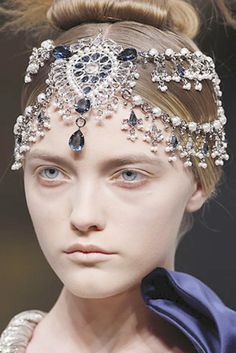 Alexander McQueen -sapphires and pearls Jewelled Headpiece, Vlada Roslyakova, Dark Circus, 1920s Wedding, By Any Means Necessary, Tiaras And Crowns