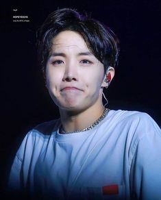 Hobi🌞 #bts #bangtan #bangtansonyeondan #kimnamjoon #kimseokjin #minyoongi #junghoseok #parkjimin #kimtaehyung #jeonjungkook #lovebts #suga… Steve Aoki, Gwangju, Hoseok Bts, About Bts, Bts J Hope, J Hope, Bts Members, Jung Kook, Lee Min Ho