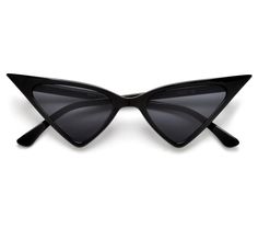 Black sharp cat eye sunglasses Sharp Cat Eye, Vintage Cat Eye Glasses, Cat Eye Sunnies, Cat Eye Glasses Frames, Chic Sunglasses, High Fashion Outfits, Black Cat Eyes, Shades Sunglasses, Sunglass Hut