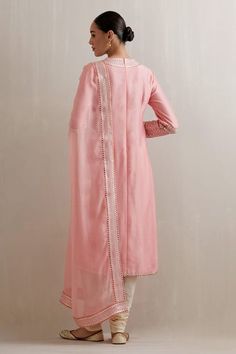 Chalk pink kurta with aari, sequin, zari embroidered neckline and sleeve hem. Paired with cotton cream churidar and dupatta. - Aza Fashions Pink Kurta, Kurta Patterns, Straight Kurta, Embroidered Neckline, Light Peach, Churidar, Set For Women, Aza Fashion, Round Neckline