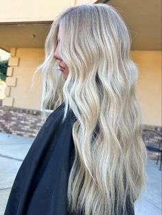 Hair Bright Blonde Hair Dark Roots, Blended Bright Blonde, Icy Blonde With Dimension, Blended Roots Blonde, Bright Blonde Hair With Dimension, Easy Hair Dos, Bombshell Blonde