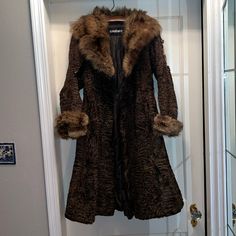 Unfortunately Both Sleeves On This Coat Have Damage As Shown. The Remainder Is In Good Condition With Exception Of A 2 Small Spots Near Bottom Needing A Small Repair As Shown. Bustline 32”, Waist 30”, Length 42” Fitted Fur Coat For Formal Fall Occasions, Fitted Fur Coat For Formal Fall Events, Brown Fitted Long Fur Coat, Persian Lamb, Coats Vintage, Persian, Black And Brown, Fur Coat, Jackets & Coats