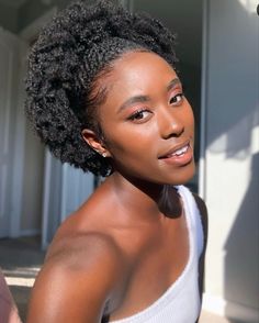 natural hair style, type 4 hair Pretty Short Hair, Healthy Curls, Short Natural Hair, Marley Hair, Hair Quiz, Natural Afro Hairstyles, The End Of The World, Black Hair Care