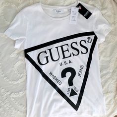 Nwt Women's Guess White Classic Logo Tee. Size S White Fitted Logo Top, Trendy White Top With Logo, White Fitted Top With Logo, Fitted White Top With Logo, Trendy Logo Tops For Spring, Trendy Tops With Logo For Spring, Basic White Logo Tops, Basic White Tops With Logo, Guess Shirt