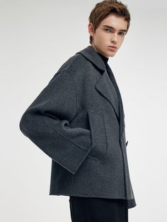 -100% wool -A-line fit -Casual wear Gleam fall and winter in this 100% virgin wool coat with a lustrous shine, cut in an inclusive A-line that effortlessly embraces all genders. Timeless and eco-chic with its large lapel and natural horn buttons. Perfect for layering over a luxurious cashmere piece and a symbol of chic for the modern wardrobe.100% Wool Lapel Unisex Short CoatGoodsNo: 1CCL6N450• Fit Type: Loose• Elastic: Non-elastic• Thickness: ThickMaterialsShell/Thick Pocket: 100%WoolExclusive Modern Cheongsam, Eco Chic, Modern Wardrobe, Long Sleeve Short Dress, Women Long Sleeve Tops, Dresses By Length, Silk Wool, Short Coat, Wool Fabric