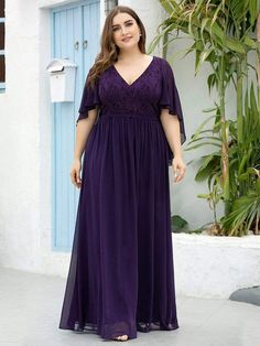 Plus Size Deep V Neck Lace Bodice Long Flowy Evening Dress dancesport dresses, redprom dresses, sondra celli dresses #dresseson #dresses4less #dresseswithpockets Edgy Dress, Sukienki Plus Size, Plus Size Formal, Chiffon Evening Dresses, Evening Dresses Plus Size, Maxi Dress Evening, Evening Party Dress, Lace Bodice, Neck Lace