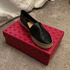 Navy Size 10 Espadrille Brand New With Box Blue Leather Closed Toe Espadrilles, Tory Burch Sandpiper, Tory Burch Loafers, Blue Slip-on Espadrilles With Textured Sole, Tory Burch Espadrilles, Espadrille Flats, Flat Color, Tory Burch Shoes, Flat Espadrilles