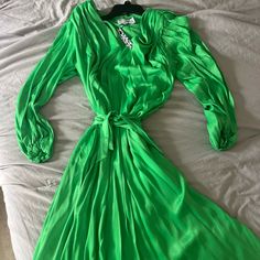 Brand New Never Worn With Tags Asos Edition Silk Dress Beautiful Green Color Us Size 8 Still On Asos Priced At $170 Green Silk Long Sleeve Midi Dress, Vibrant Green V-neck Maxi Dress, Asos Dress, Dress Brands, Silk Dress, Green Colors, Asos, Long Sleeve Dress, Brand New