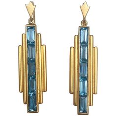 Inspired by Art Deco architecture, these 18kt Gold and London Blue Topaz Earrings are stunning and special. Faceted rectangular baguettes are set in Lauren Harper's signature matte gold finish in 18kt Gold, making these earrings great for evening or day wear. Lightweight. On earwire with embellishment at the top to cover up ear holes. Truly brilliant color stones. Art Deco Inspired Jewelry, London Blue Topaz Earrings, Bijoux Art Deco, Art Deco Inspiration, Deco Earrings, Blue Topaz Earrings, Art Deco Architecture, Art Deco Earrings, Deco Jewelry