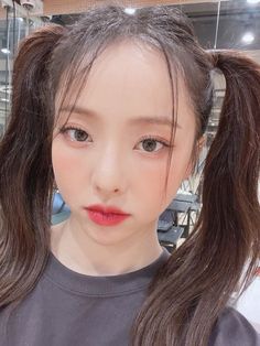 vivi loona fab update july selfie pigtails Loona Vivi, Vivi Loona, Girl With Pigtails, Chuu Loona, Odd Eyes, Olivia Hye, Dead To Me, Special Girl, 1 Girl