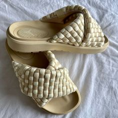 Brand New Never Worn!! Yellow Leather Sneakers For Summer, Casual Open Toe Sandals With Rubber Waffle Outsoles, Comfortable Yellow Sandals With Rubber Sole, Sporty Beige Sandals With Round Toe, Cream Cushioned Sneakers For Summer, Cream Flat Sneakers For Summer, Sporty Beige Open Toe Sandals, Comfortable Cream Sneakers For Summer, Summer Cream Comfortable Sneakers