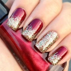 Christmas Sparkles | 11 Holiday Nail Art Designs Too Pretty To Pass Up | Festive Nail Designs by Makeup Tutorials at http://makeuptutorials.com/holiday-nail-art-designs-that-are-too-pretty-to-pass-up/ 2016 Style, Valentine Nails, Christmas Nail Art Designs, Ombre Hair Color, Xmas Nails, Glitter Nail Art