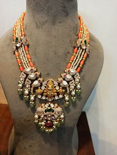 Coral Beads Jewellery, Polki Designs, Coral Jewelry Set, Saree Jackets, Choker Necklace Designs, Diamond Jewelry Set, Diy Gold