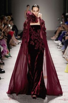 Elie Saab Haute Couture, Haute Couture Gowns, Abaya Style, Fairytale Fashion, Glam Dresses, Abaya Fashion