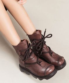 Retro Brown Cowhide Leather Splicing Lace Up Platform BootsMade of:-Cowhide Leather Upper.-Rubber sole- cushioned insole.1.77"/4.5cm Heel Lace Up Platform Boots, Brown Cowhide, Boot Brands, Cool Boots, Platform Boots, Cowhide Leather, Rubber Sole, Leather Upper, Lace Up