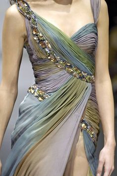 Zuhair Murad Haute Couture, Zuhair Murad, Beautiful Gowns, Fashion Details, A Dress, Couture Fashion, Pretty Dresses, Beautiful Outfits