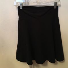 I'm 5'5 And It Shows My Knee. You Can Fold The Waist Part To Make It Shorter. New With Tag. Onesize Casual Black Full Skirt Bottoms, Casual Black Full Skirt, Casual Full Black Skirt, Casual Black Skort With Full Skirt Shape, Casual Black Skort With Full Skirt, Casual Black Full Skirt Skort, Cheerleader Skirt, Poplin Skirt, Mini Wrap Skirt