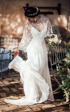 Kim & Xavier Wedding Dress Two Piece, Dresses With Split, Bridal Capelet, Bridal Separates, White Wedding Dress, Lace Chiffon, Wedding Dress Trends