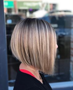 Cute Angled Bob Haircuts, Short A Line Bob Hairstyles, Bob Angled Haircut, Medium Length A Line Haircut, Short Graduated Haircut, A Frame Bob Haircut, Short Graduation Haircut, Graduation Bob Haircut