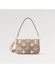 Gender: Women   Brand: LOUIS VUITTON   Product Name: Diane Monogram Shoulder Bag Beige   Bags Alora Code: 84169498   Color: beige   Composition: Cowhide Leather   Origin: France   Features:  Removable Strap Leather Handles Magnetic Closure    Designer Style ID M46583 Beige Bags, Beige Bag, Timeless Handbag, Vuitton Bag, Luxe Fashion, Leather Handles, Designer Style, Bags Designer Fashion, Product Name