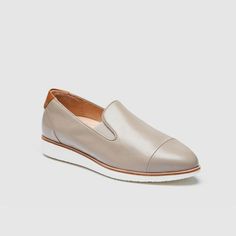 Curate your closet with cool-toned sophisticate, STELLA Stone. A modern take on the loafer design, she features crisp lines, supple leather and contoured cushioning for a fresh and flawless finish. Flats Online, Loafers Online, Women's Loafers, Loafers For Women, 30 Day, Loafers