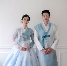 Korean Wedding Hanbok Couple, Modern Hanbok Dress Wedding, Korean Hanbok Couple, Wedding Hanbok Traditional, Traditional Fitted Hanbok For Weddings, Traditional Fitted Wedding Hanbok, Bridal Hanbok, Couple Hanbok, Blue Hanbok