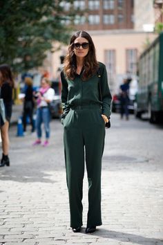 Leila Yavari - The Cut Ny Fashion Week Street Style, Leila Yavari, Gala Gonzalez, Flamboyant Natural, Look Office, Emmanuelle Alt, New York Street Style, Monochromatic Outfit, Deep Autumn