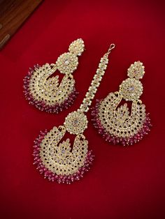 Medium to over size chandbali and matching Tikka. Earring is about 5 inch long and 3 inch wide. brass made and crystal beads.. Polki Chandbali, Polki Necklace, Kundan Earrings, Head Accessories, Stunning Earrings, Anklet Jewelry, Body Jewellery, Gorgeous Earrings, Body Jewelry