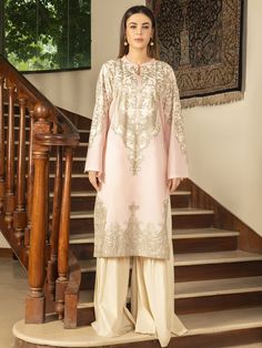 LimeLight U1196SU-2PC-BLK Summer Lawn 2021 Summer Lawn, Lawn Fabric, Pakistani Outfits, Fashion Consultant, Desi, Custom Sizing, Printed Shirts, Lawn, Latest Trends