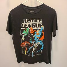 Justice League T-Shirt Youth Large. Dc comics Superman, batman, flash, green lantern Pre owned in good condition with normal wear and fade no rips or stains. Basic Crew Neck Top With Front Print, Graphic Tee With Crew Neck, Pop Culture Crew Neck Top With Letter Print, Graphic Tee With Character Print, Graphic Tee With Character Print And Short Sleeves, Pop Culture Short Sleeve Top With Letter Print, Casual Crew Neck T-shirt With Character Print, Pop Culture Tops With Logo Print And Relaxed Fit, Pop Culture Tops With Logo Print In Relaxed Fit