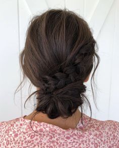 Save Time And Look Chic With These 23 Easy Updos For Medium Hair Low Bun Braid, Low Bun Wedding Hair, Easy Updos For Medium Hair, Wedding Hairstyles And Makeup, Messy Hair Updo, Low Updo, Loose Updo, Prom 2023