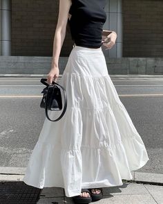 Fairy Skirts, 2025 Outfit, White Skirt Outfits, Aesthetic Captions, Mix Match Outfits, White Long Skirt, Long Skirt Outfits, Summer 2025, Summer Fits