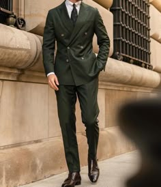 Men Shoes Aesthetic, Shoes For Guys, Green Wedding Suit, Blazer Wedding, Stylish Mens Suits, Suit Groom