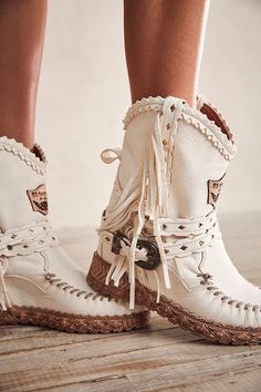 Arya Mocc Boots | Free People Bohemian Leather Boots With Fringe, Festival Leather Fringe Boots, Bohemian Leather Boots For Rodeo, Leather Bohemian Boots For Rodeo, Leather Bohemian Boots For Western-themed Events, Boho Style Boots, Boho Shoes, Moccasin Boots, Boho Clothing