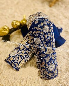 Saree Blouse Embroidery, Exclusive Blouse Designs, Saree Bluse, Blue Blouse Designs, Maggam Blouse, Handmade Blouse, Latest Bridal Blouse Designs, Traditional Blouse Designs, Latest Model Blouse Designs