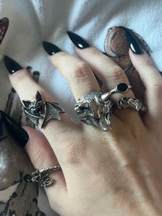 Werewolf Jewelry Aesthetic, Silver Goth Rings, Emo Rings Aesthetic, Goth Aesthetic Jewelry, Vampire Accessories Aesthetic, Rings Goth Aesthetic, Dark Accessories Aesthetic, Wolf Core Aesthetic, Gothic Jewelry Aesthetic