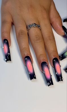 Halo Nails Design, Black Retro Nails, Airbrush Nails With Gems, Rolling Loud Nail Ideas, Cool Acrylic Nails Designs, Aura Nails With Gems, Baddie Square Nails, Writing On Nails, 60s Nail Art