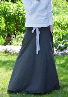 Long skirt with bow or tie to cotton - thanks to 2 loose ribbons, sewn on wide rubber and of course with pockets. Made of 100% cotton knit. It's perfect for sandals, sneakers and even pins. Size (Length / width at the waist (without stretching the rubber)) US --- UK ---- EU/DE 6 ------ 8 ----- 36/S (95/72) 8 ------ 10 ---- 38/M (96/76) 10 ----- 12 ---- 40/L (97/80) 12 ----- 14 ---- 42/XL (98/84) Dimensions in cm. 100% product EU / 100% cotton Other dimensions on request. Check the other colors a Cotton Flowy Skirt With Tie Waist, Cotton Tie Waist Flowy Skirt, Flowy Cotton Skirt With Tie Waist, Long Cotton Skirt With Tie Waist, Cotton Long Skirt With Tie Waist, Casual Full-length Cotton Maxi Skirt, Cotton A-line Maxi Skirt With Relaxed Fit, Chic Cotton Non-stretch Maxi Skirt, Relaxed Full-length Cotton Maxi Skirt