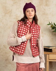 Printed Cute Casual Fleece Vest - Front Zipper - Front Pocket - Mock Neck Model height: 5'9", wearing a Small Checker Vest, Sherpa Vest, Jumper Outfit, Simple Sweaters, Red Checkered, Vest Pattern, Round Neck Sweaters, Fleece Vest, Edgy Fashion