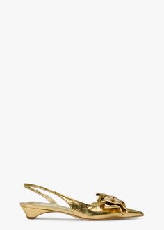 Gold Wedding Shoes Low Heel, Gold Kitten Heels, Gold Wedding Shoes, Thigh High Boots Flat, Clothes Wishlist, Embellished Heels, Golden Birthday, Metallic Shoes, Tony Bianco