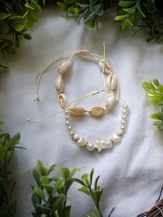 These beachy Anklets are perfect for any occasion! Adjustable to fit any size! Perfect for gifting to family and friends! Cheap Shell Strand Bracelets, Pooka Shells, Anklet Stack, Beachy Anklets, Faire Outfit, Siren Costume, Seashell Bracelet, Cowry Shell, Beach Bracelets