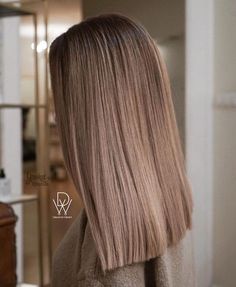 One Length Hair, Rambut Brunette, Warm Scarves, Brown Hair Looks, Brunette Hair With Highlights, Brunette Balayage Hair, Brown Hair Balayage, Blonde Hair Inspiration, Blonde Hair Looks