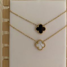 Van cleef chaine Acier inoxydable ✨ Vancleef Necklace, Van Cleef Jewelry, Van Clef, Van Cleef Necklace, Van Cleef And Arpels Jewelry, Friendship Bracelet Patterns Easy, Gold Aesthetic