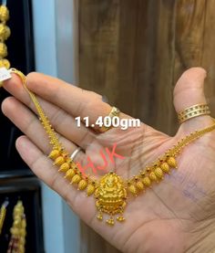 Gold Necklace Set Simple, Simple Gold Necklace Designs, Necklace Designs Gold Indian, Necklace Gold Indian, Gold Antique Necklace, Necklace Designs Gold