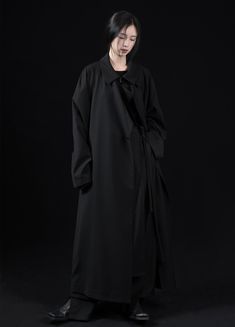 Versatile Wave Collar Overcoat - Detachable wave-inspired collar overcoat in black. This unisex piece can be worn around the waist for a fitted look or as a full-body oversized fit. Asian formal design crafted from a polyester and cotton blend. Available in sizes XS, S, M, and L. Models Pei (165cm/43kg) and Pang (180cm/60kg) both wear Medium. VAPOUR BLUE's unique production process requires 3-5 additional business days for shipping. Size Chart: Size (cm) Length Shoulder Chest Sleeve Extra Small Formal Design, Angel Dress, Lace Bodice, Trending Now, Black Media, Womens Maxi Dresses, Velvet Dress, Production Process, Design Crafts