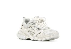 Balenciaga Track Trainers, Balenciaga Track 2, White Balenciaga, Balenciaga Track, Best Outfits