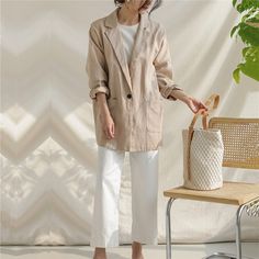 Women's Light Weight Blazer Open Front Cotton Linen Vintage Cardigan Blazer with Pocket V-neck Outerwear With Pockets For Spring, Casual Blazer With Button Closure For Daywear, Spring Casual Beige Blazer, Summer Workwear Cardigan With Long Sleeves, Casual Beige Blazer For Spring, Beige Button-up Summer Cardigan, Casual V-neck Solid Color Blazer, Casual V-neck Blazer, Casual V-neck Blazer In Solid Color